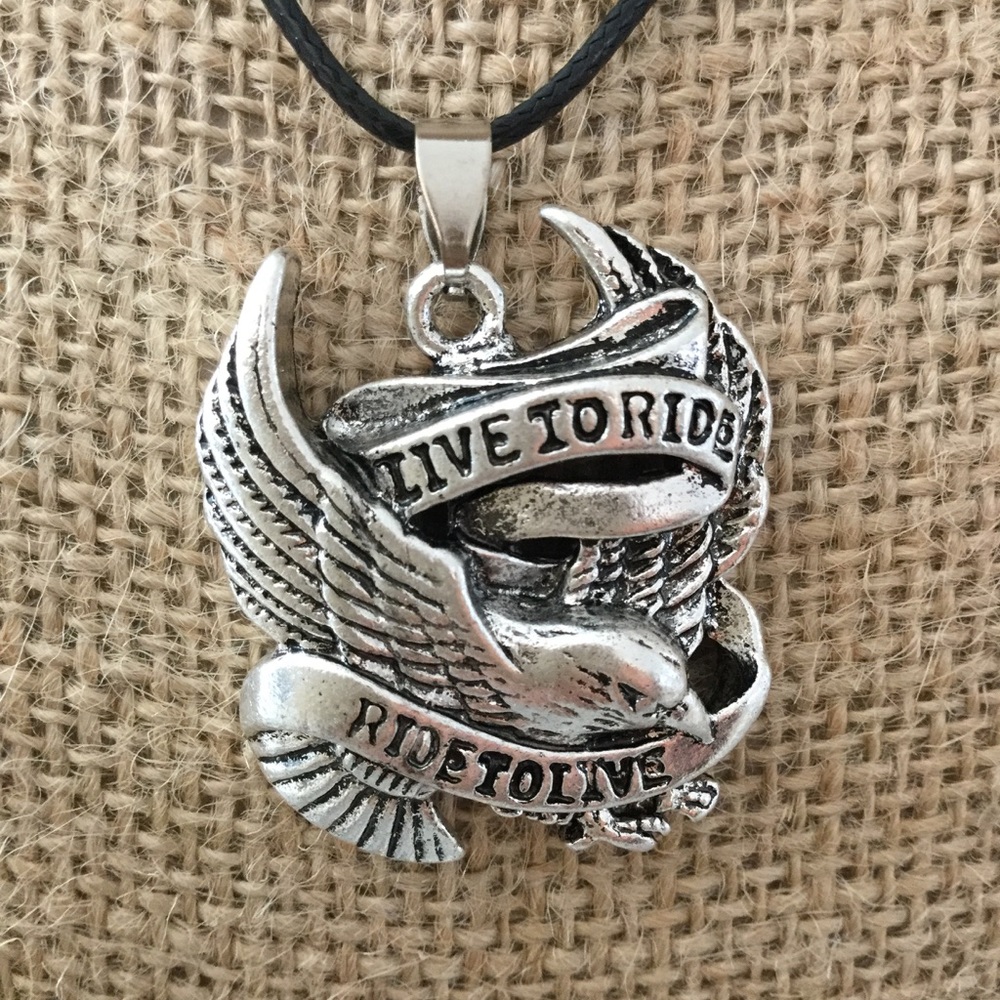 4/$20 💙 STEEL EAGLE PENDANT
